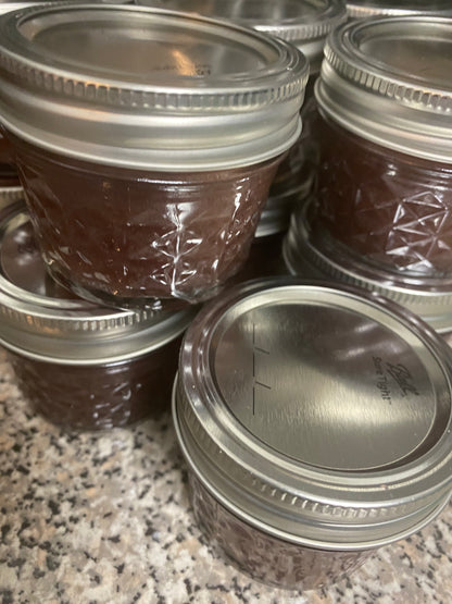 Seamoss Gel infused with Elderberries (immune boosting), Ashwagandha (manage stress, & Lions Mane (focus)